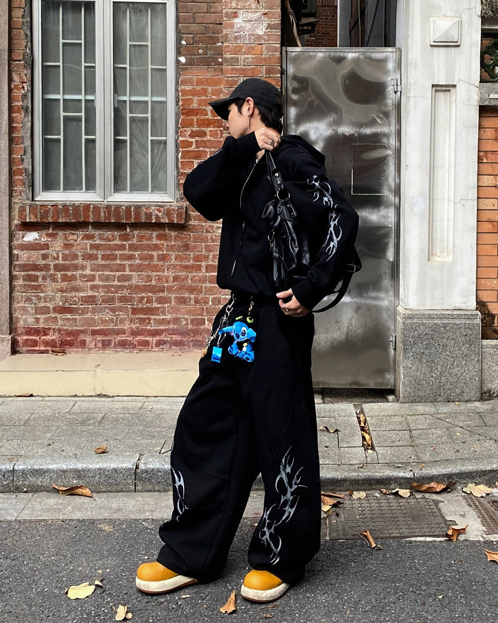 Embroidered Graphic Wide-Leg Sweatpants