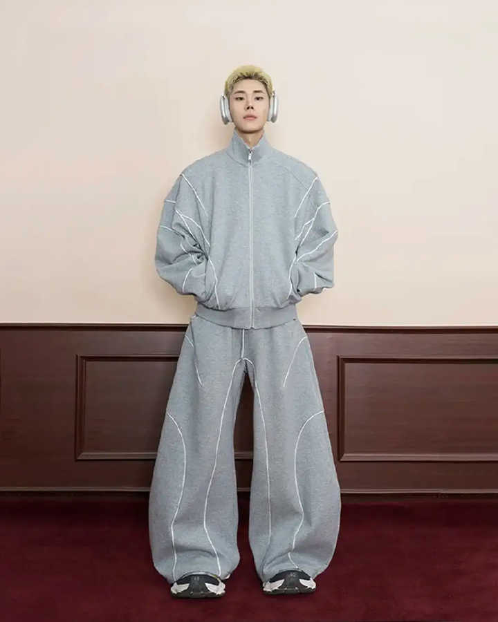 Loose-Fit Sweatpants with White Piping