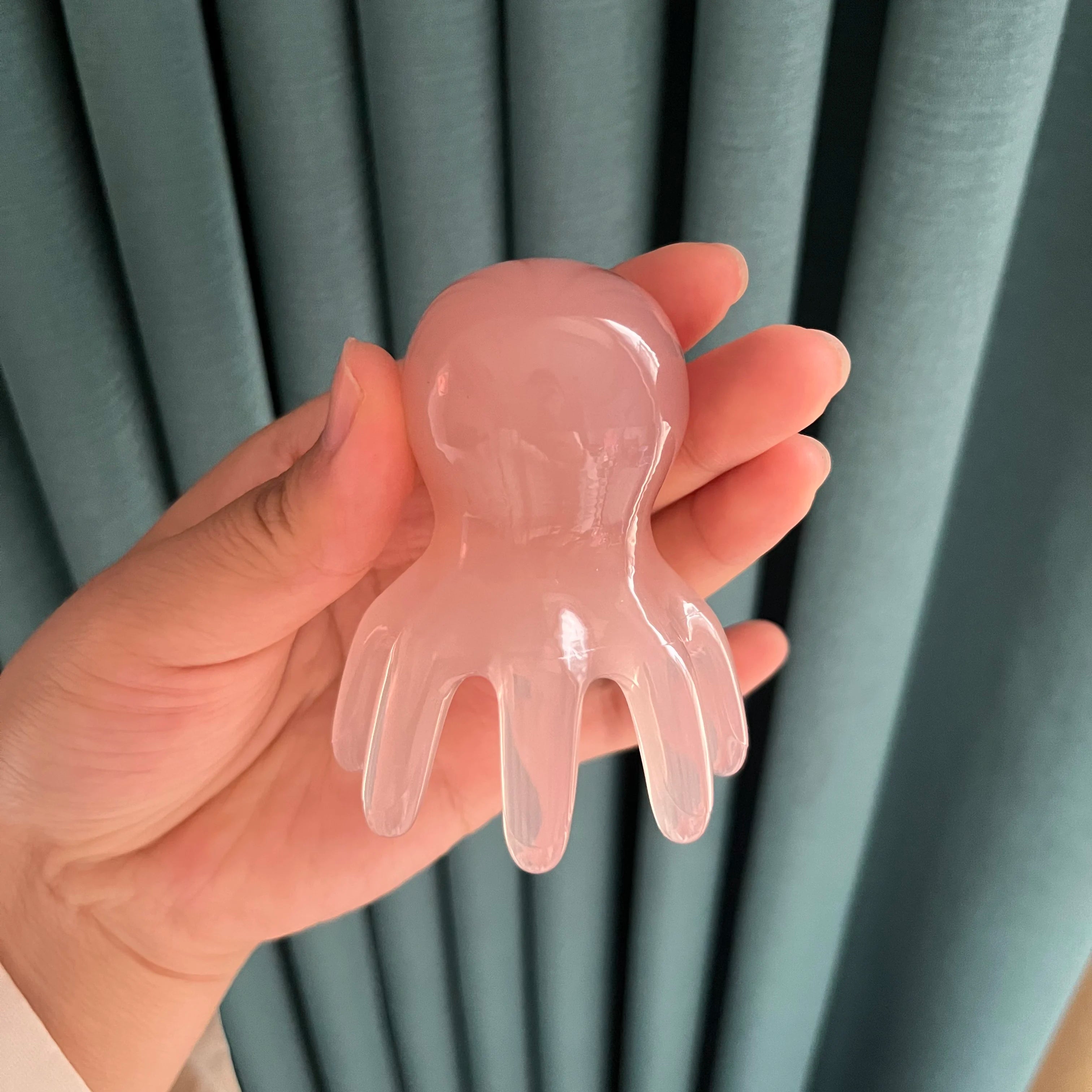 Cute Octopus Scalp Massage Comb (Resin)｜Korean Hair Care, Stress Relief, Anti-Hair Loss, Portable Head Massager for Home & Trave